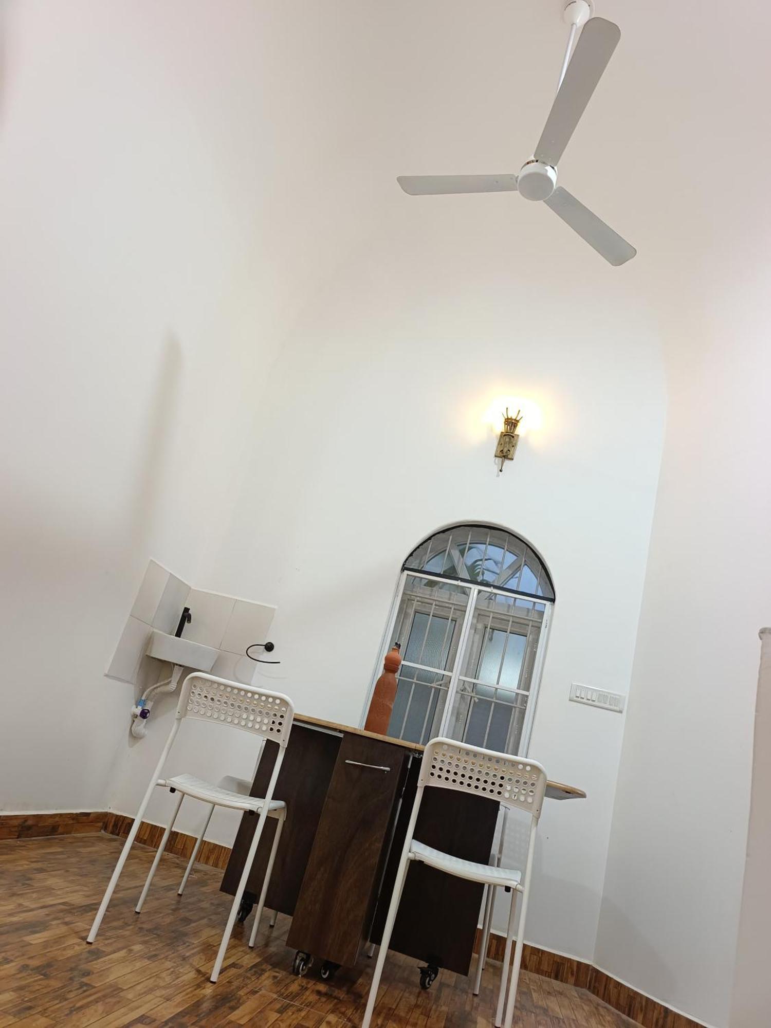 Caveman Guest House Puducherry Zewnętrze zdjęcie
